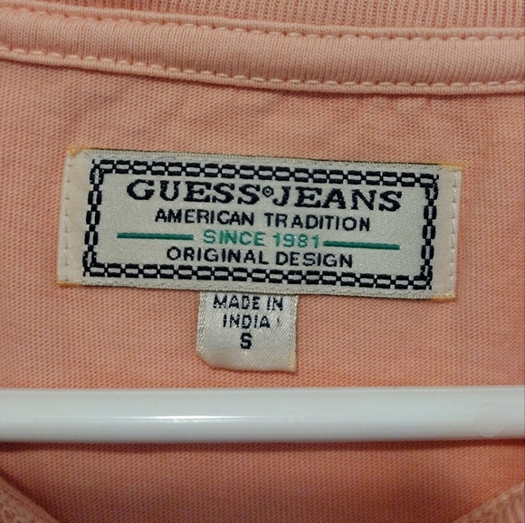 Guess - Oversized Vintage Triangle Logo Pink Shirt - Picture 13 of 15